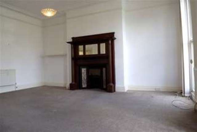  Image of 2 bedroom Flat to rent in Montpelier Crescent Brighton BN1 at Brighton, BN1 3JF