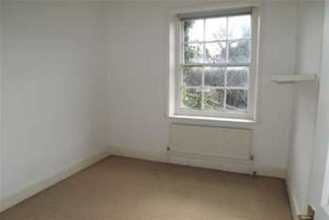  Image of 2 bedroom Flat to rent in Montpelier Crescent Brighton BN1 at Brighton, BN1 3JF