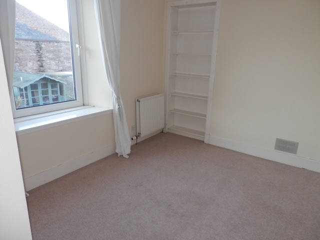  Image of 2 bedroom Flat to rent in Morn Street Alyth Blairgowrie PH11 at Alyth Perthshire Perthshire, PH11 8BE