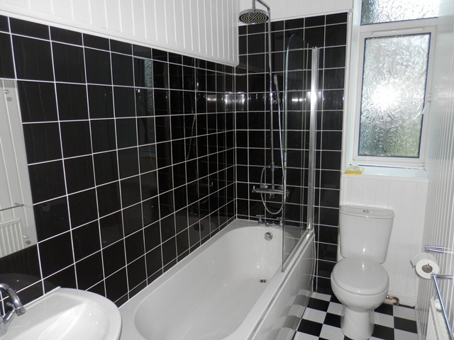 Image of 2 bedroom Flat to rent in Morn Street Alyth Blairgowrie PH11 at Alyth Perthshire Perthshire, PH11 8BE