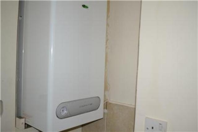  Image of 1 bedroom Flat to rent in Mount Pleasant Road Hastings TN34 at Hastings East Sussex Hastings, TN34 3SB
