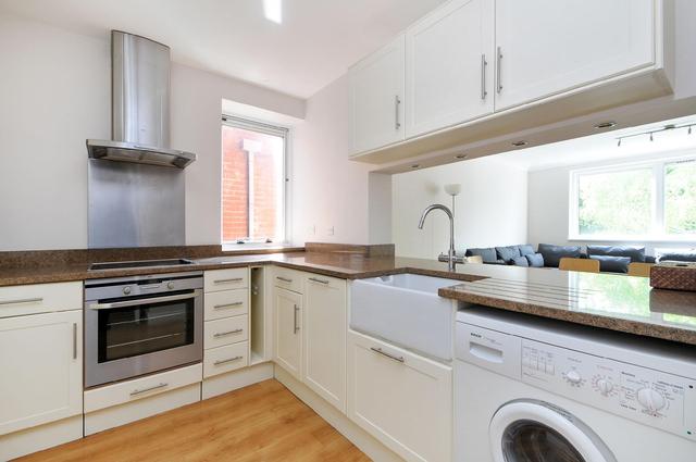  Image of 2 bedroom Detached house to rent in Maresfield Gardens London NW3 at Maresfield Gardens Hampstead Belsize Park, NW3 5SL