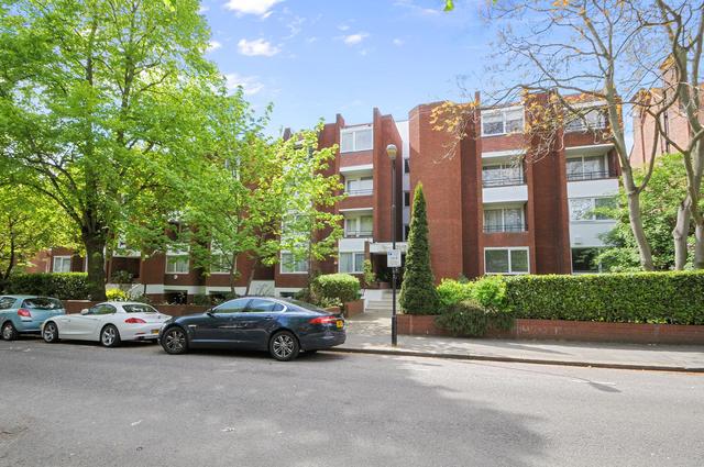  Image of 2 bedroom Detached house to rent in Maresfield Gardens London NW3 at Maresfield Gardens Hampstead Belsize Park, NW3 5SL