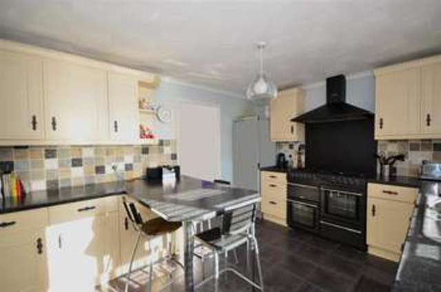  Image of 4 bedroom Detached house for sale in Nelson Road Gillingham ME7 at Gillingham Kent Gillingham, ME7 4LL