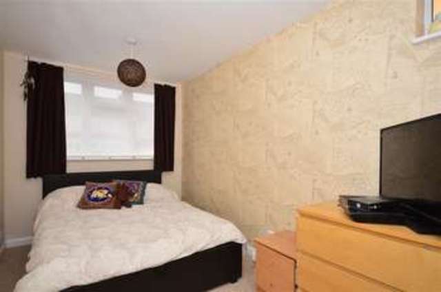  Image of 4 bedroom Detached house for sale in Nelson Road Gillingham ME7 at Gillingham Kent Gillingham, ME7 4LL