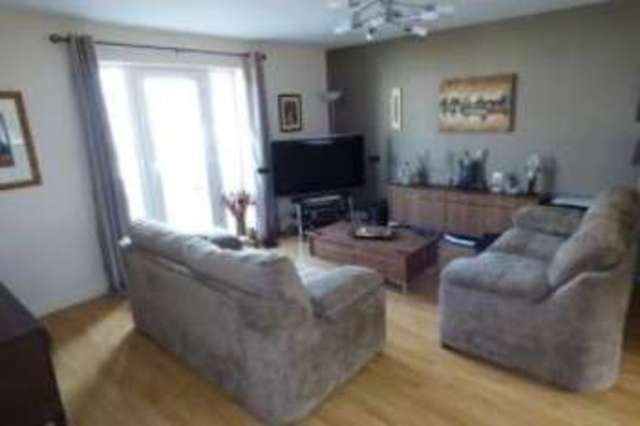  Image of 2 bedroom Flat for sale in Netherton Gardens Anniesland Glasgow G13 at Anniesland Glasgow Bearsden, G13 1EE