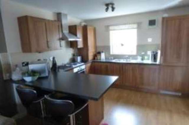  Image of 2 bedroom Flat for sale in Netherton Gardens Anniesland Glasgow G13 at Anniesland Glasgow Bearsden, G13 1EE