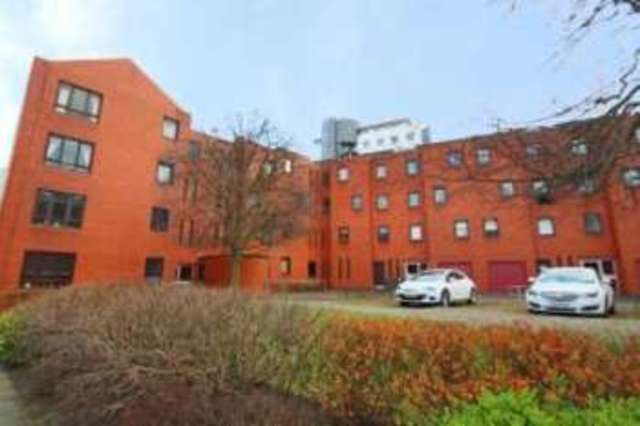  Image of 2 bedroom Flat for sale in New City Road Glasgow G4 at Glasgow  Glasgow, G4 9DE