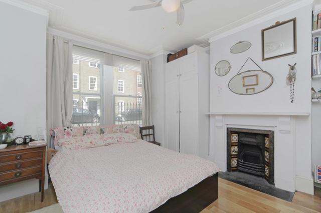  Image of 2 bedroom Ground Flat for sale in New Kings Road London SW6 at New Kings Road  London, SW6 4RJ