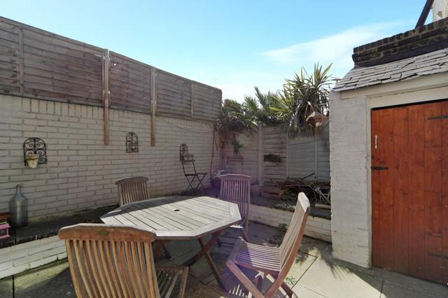  Image of 2 bedroom Ground Flat for sale in New Kings Road London SW6 at New Kings Road  London, SW6 4RJ