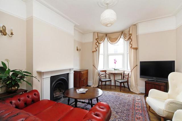  Image of 2 bedroom Detached house to rent in New Kings Road London SW6 at New Kings Road  London, SW6 4SB