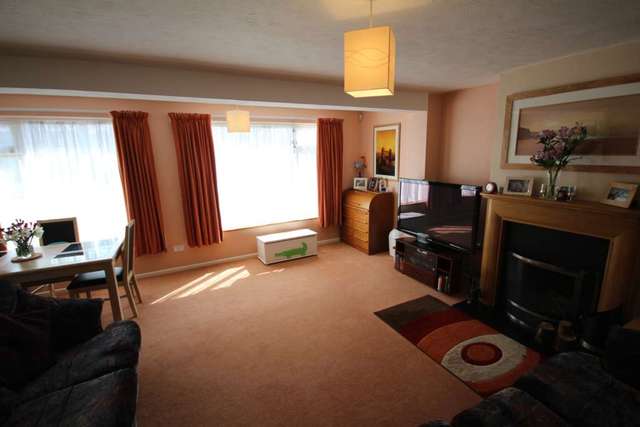  Image of 3 bedroom Semi-Detached house for sale in New Meadow Aylesbury HP21 at New Meadow Bedgrove Aylesbury, HP21 7AN