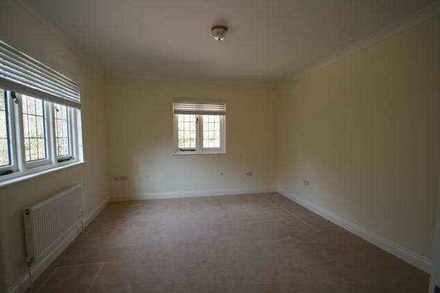  Image of 4 bedroom Detached house to rent in New Pond Road Benenden Cranbrook TN17 at Benenden  Cranbrook, TN17 4EN
