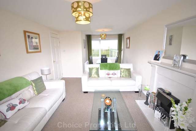  Image of 4 bedroom Terraced house for sale in Newark Kilwinning KA13 at Newark  Kilwinning, KA13 6NA
