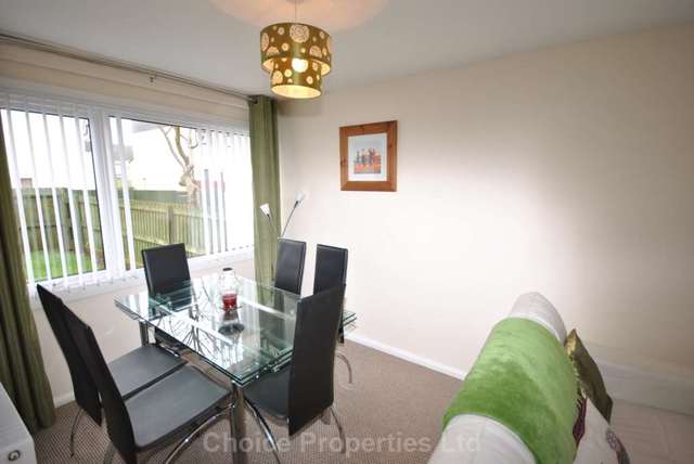  Image of 4 bedroom Terraced house for sale in Newark Kilwinning KA13 at Newark  Kilwinning, KA13 6NA