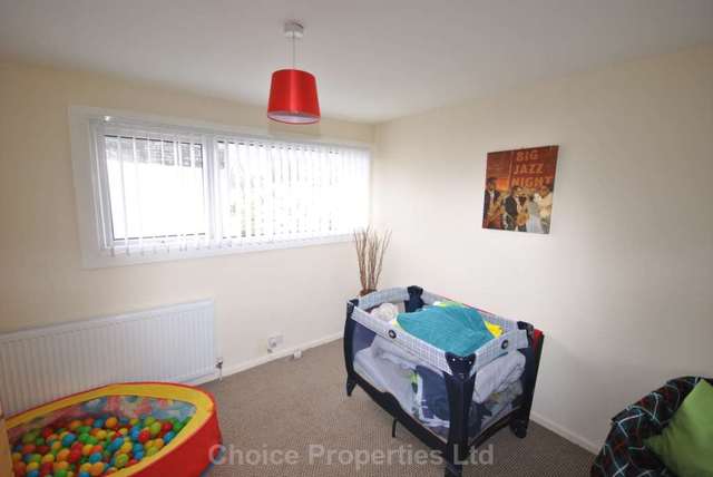  Image of 4 bedroom Terraced house for sale in Newark Kilwinning KA13 at Newark  Kilwinning, KA13 6NA