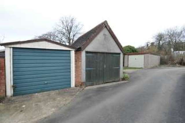  Image of 3 bedroom Semi-Detached house for sale in Newlands Road Stirchley Birmingham B30 at Newlands Road  Birmingham, B30 2RL