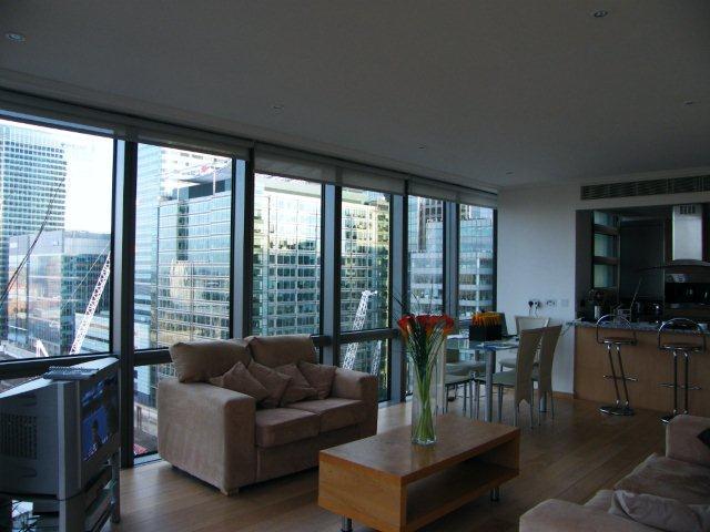  Image of 2 bedroom Flat to rent in Hertsmere Road London E14 at Docklands  London, E14 4ED