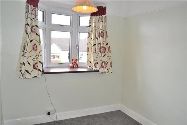  Image of 3 bedroom Semi-Detached house to rent in Normandy Avenue Barnet EN5 at Barnet Hertfordshire Barnet, EN5 2HX