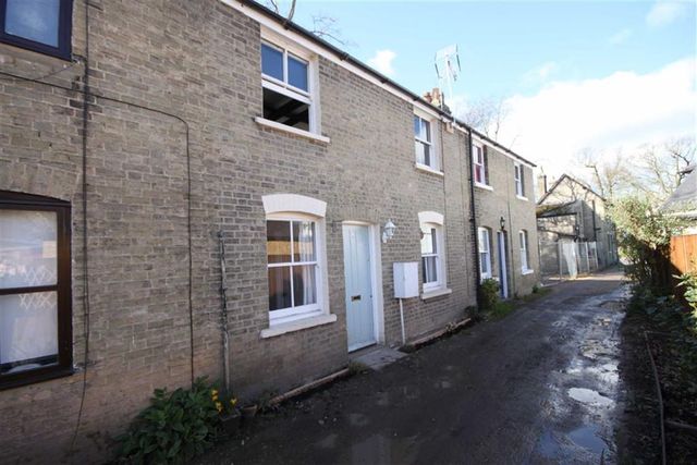  Image of 1 bedroom Property for sale in Trumpington Road Trumpington Cambridge CB2 at North Cottages Trumpington Cambridge, CB2 8EZ