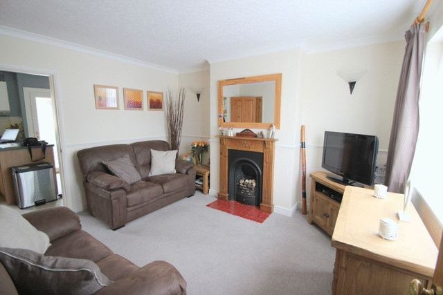  Image of 2 bedroom Terraced house for sale in Oak Road Tiddington Stratford-upon-Avon CV37 at Oak Road Tiddington Stratford-Upon-Avon, CV37 7BU