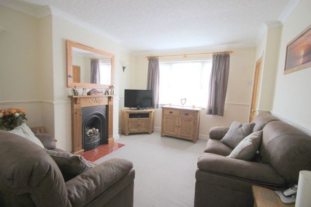  Image of 2 bedroom Terraced house for sale in Oak Road Tiddington Stratford-upon-Avon CV37 at Oak Road Tiddington Stratford-Upon-Avon, CV37 7BU
