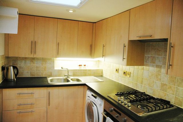  Image of 2 bedroom Flat to rent in Oakfield Road Clifton Bristol BS8 at Oakfield Road Clifton Bristol, BS8 2BB