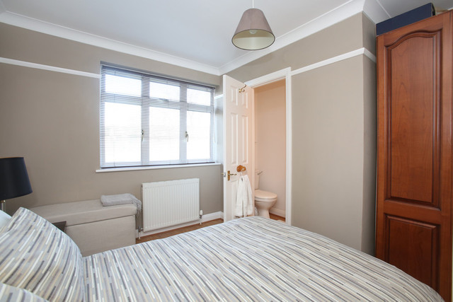  Image of 3 bedroom Semi-Detached house for sale in Oaks Road Kenley CR8 at Oaks Road  Kenley, CR8 5NZ