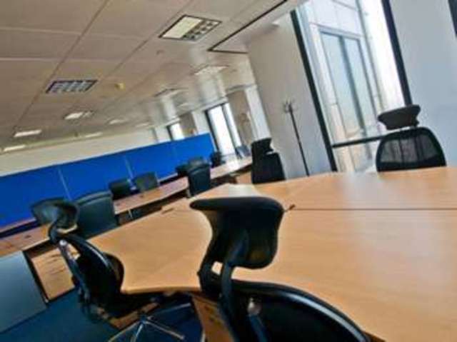  Image of Detached house to rent in Canada Square London E14 at Canary Wharf E14 London, E14 5DY