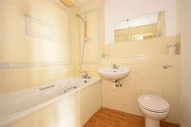  Image of 4 bedroom Terraced house for sale in Orange Terrace Rochester ME1 at Rochester Kent Rochester, ME1 1XE