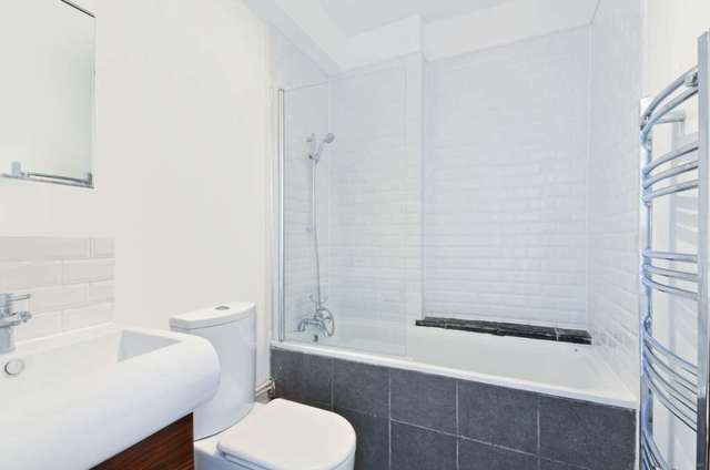  Image of 1 bedroom Apartment to rent in Orsett Terrace London W2 at Orsett Terrace Bayswater London, W2 6AJ
