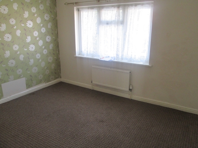  Image of 3 bedroom Terraced house to rent in Overton Grove Birmingham B27 at Overton Grove Acocks Green Birmingham, B27 7LP
