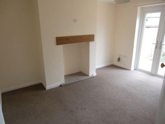  Image of 3 bedroom Semi-Detached house to rent in Park Avenue Abergavenny NP7 at Park Avenue  Abergavenny, NP7 5SG
