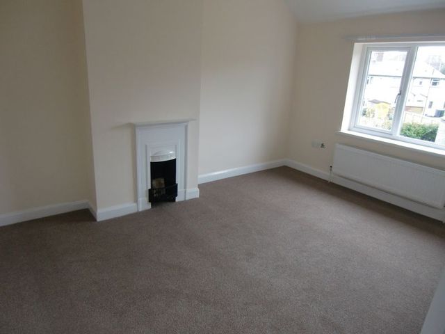  Image of 3 bedroom Semi-Detached house to rent in Park Avenue Abergavenny NP7 at Park Avenue  Abergavenny, NP7 5SG