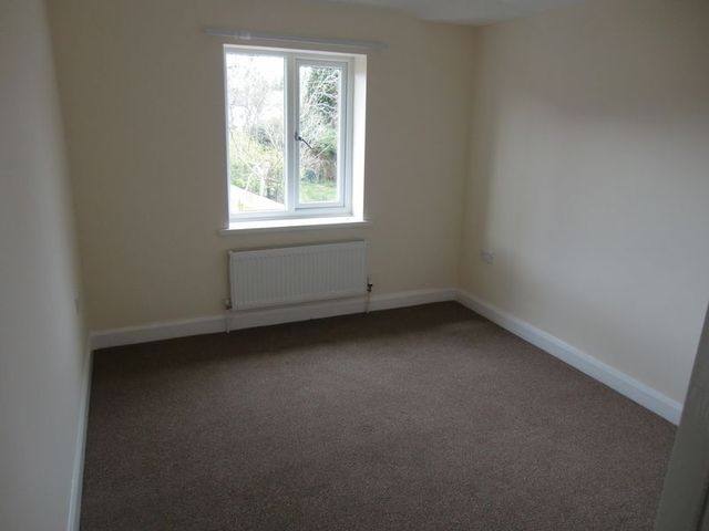  Image of 3 bedroom Semi-Detached house to rent in Park Avenue Abergavenny NP7 at Park Avenue  Abergavenny, NP7 5SG
