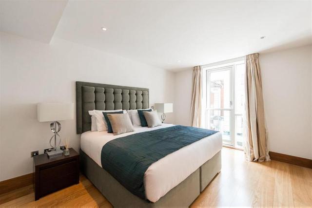 Image of 3 bedroom Flat to rent in Baker Street London NW1 at 219-225 Baker Street London Marylebone, NW1 6XE