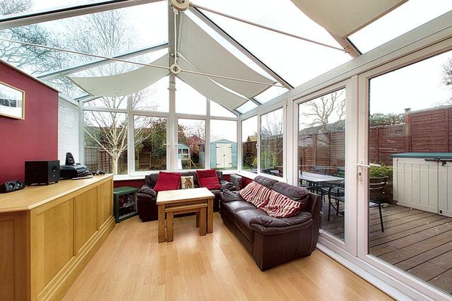  Image of 4 bedroom Detached house for sale in Peacock Close Chichester PO19 at Peacock Close  Chichester, PO19 6YD