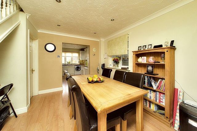  Image of 4 bedroom Detached house for sale in Peacock Close Chichester PO19 at Peacock Close  Chichester, PO19 6YD