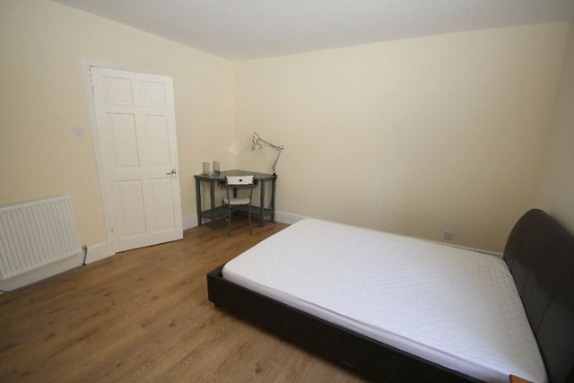  Image of 2 bedroom Flat to rent in Peddie Street Dundee DD1 at West End Dundee Dundee, DD1 5LT