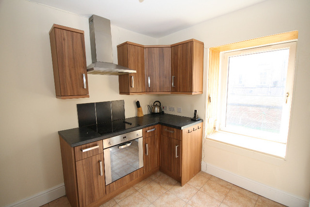  Image of 2 bedroom Flat to rent in Peddie Street Dundee DD1 at West End Dundee Dundee, DD1 5LT