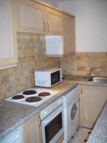  Image of 2 bedroom Flat to rent in Peddie Street Dundee DD1 at West End Dundee Dundee, DD1 5LT