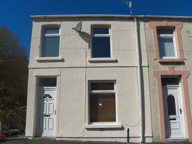  Image of 2 bedroom Property for sale in Pen Y Wern Terrace Landore Swansea SA1 at Pen Y Wern Terrace Landore Landore, SA1 2PH