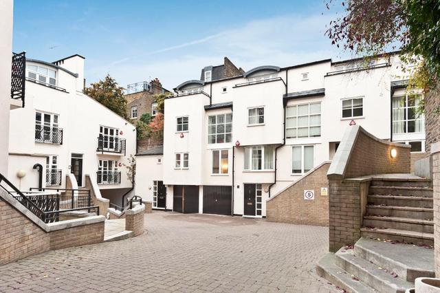  Image of 2 bedroom Flat to rent in Park Walk London SW10 at Chelsea  LONDON, SW10 0AJ