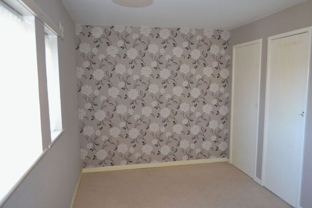  Image of 3 bedroom Terraced house for sale in Peploe Crescent New Holland Barrow-upon-Humber DN19 at Peploe Crescent  New Holland, DN19 7PP