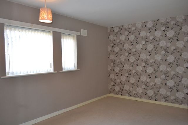  Image of 3 bedroom Terraced house for sale in Peploe Crescent New Holland Barrow-upon-Humber DN19 at Peploe Crescent  New Holland, DN19 7PP