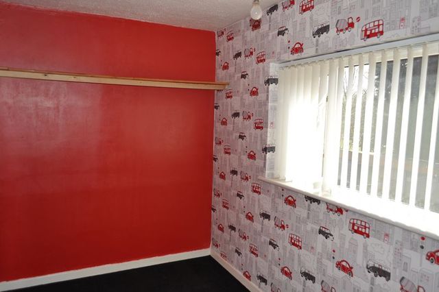  Image of 3 bedroom Terraced house for sale in Peploe Crescent New Holland Barrow-upon-Humber DN19 at Peploe Crescent  New Holland, DN19 7PP