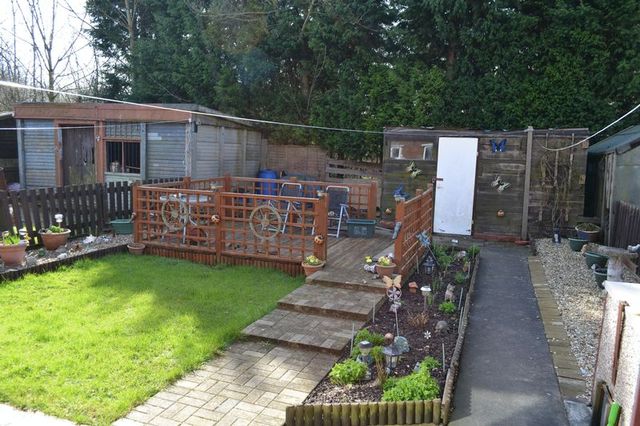  Image of 3 bedroom Terraced house for sale in Peploe Crescent New Holland Barrow-upon-Humber DN19 at Peploe Crescent  New Holland, DN19 7PP