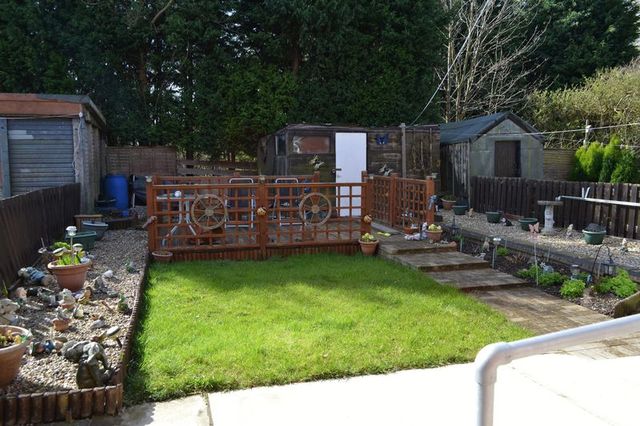  Image of 3 bedroom Terraced house for sale in Peploe Crescent New Holland Barrow-upon-Humber DN19 at Peploe Crescent  New Holland, DN19 7PP