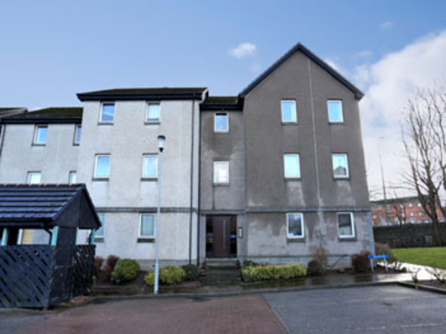  Image of 2 bedroom Flat to rent in Picktillum Place Aberdeen AB25 at City Centre Aberdeen Aberdeen, AB25 3AW