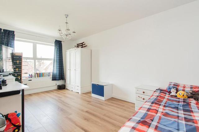 Image of 4 bedroom Detached house for sale in Pinewood Place Dartford DA2 at BEXLEY PARK  KENT, DA2 7WN